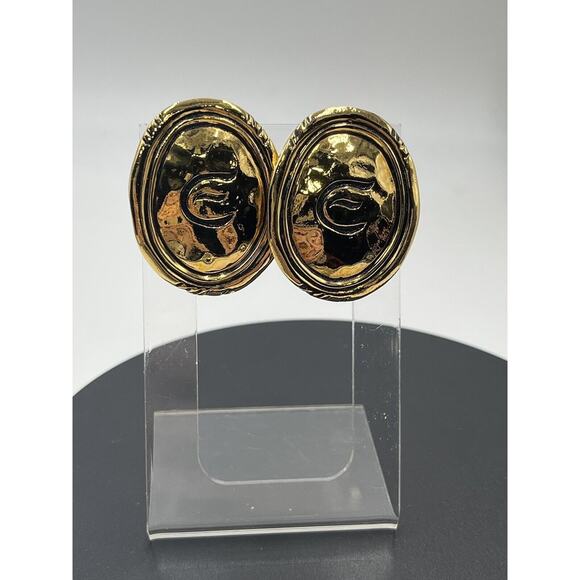 Elizabeth Taylor Monogram Rare Vintage Estate Signed AVON 1.5” 1993 Clip Earring - Picture 14 of 14